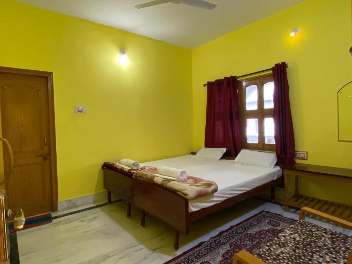 Rahul Guest House Бодх-Гая Экстерьер фото